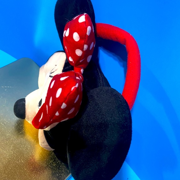 WALT DISNEY MINNIE MOUSE 3-D PLUSH PURSE WITH ZIPPER DISNEY TAG ATTACHED - Picture 6 of 12